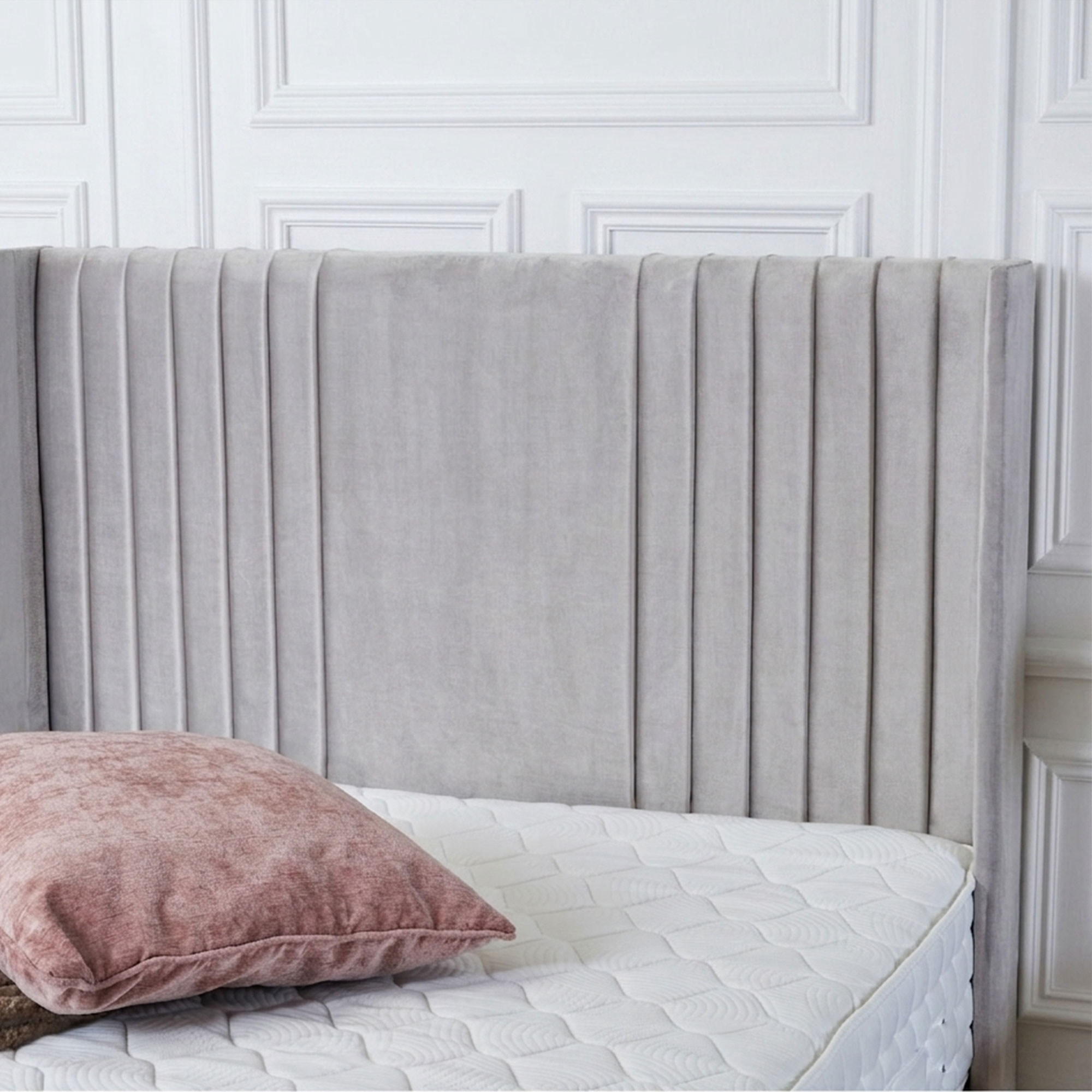 Imperial Majesty Ottoman Bed - Image 2